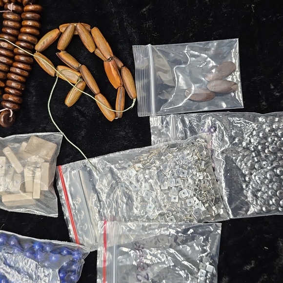 Lot Of Jewelery Making Supplies - Picture 6 of 6